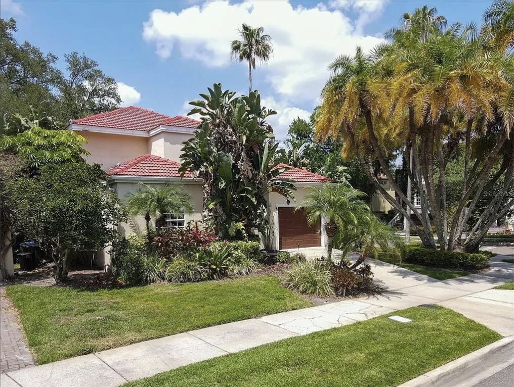 Tampa, FL — Fix & Flip